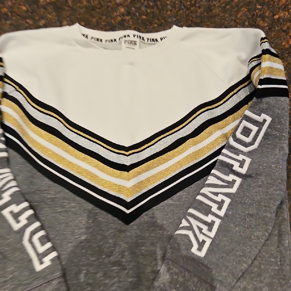 PINK Victoria's Secret Gray, White, and Gold Sweatshirt
